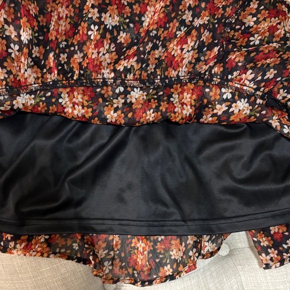 Easel Multicolor Floral Long Sleeve Dress - Picture 5 of 6